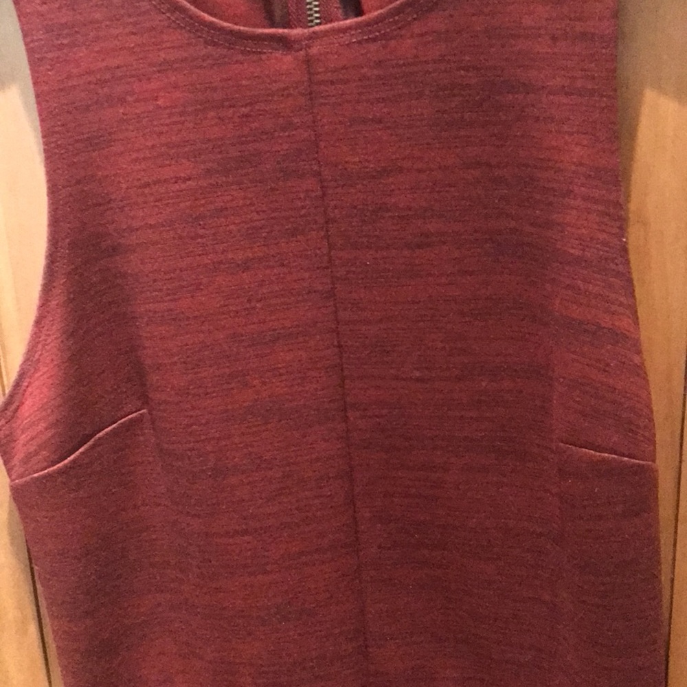 Dress - Picture 4 of 4
